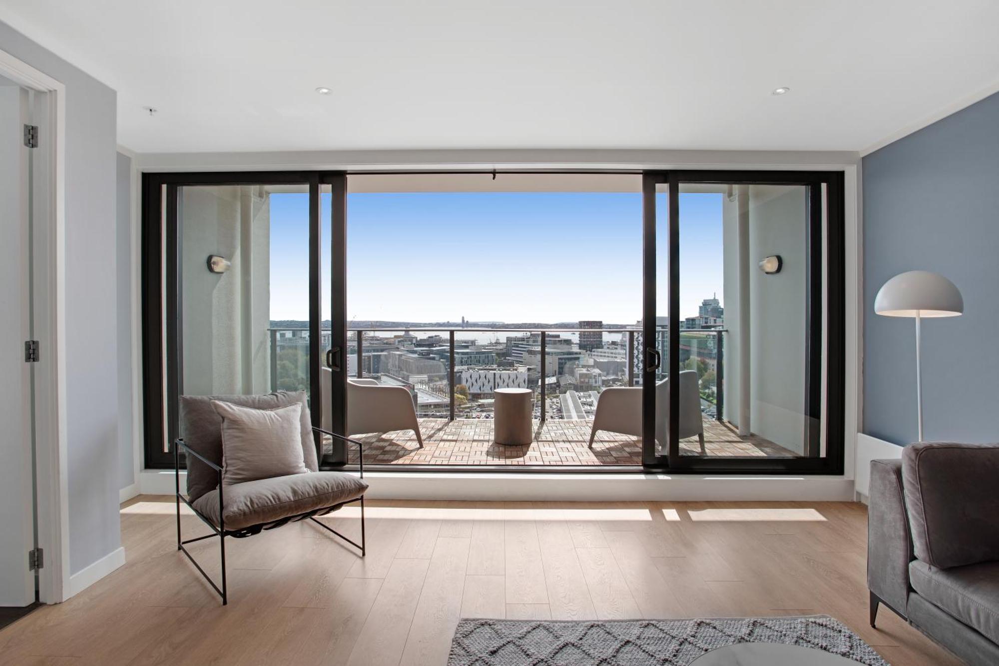 Skyline Serenade Apt With Skycity View And Parking Окленд Экстерьер фото