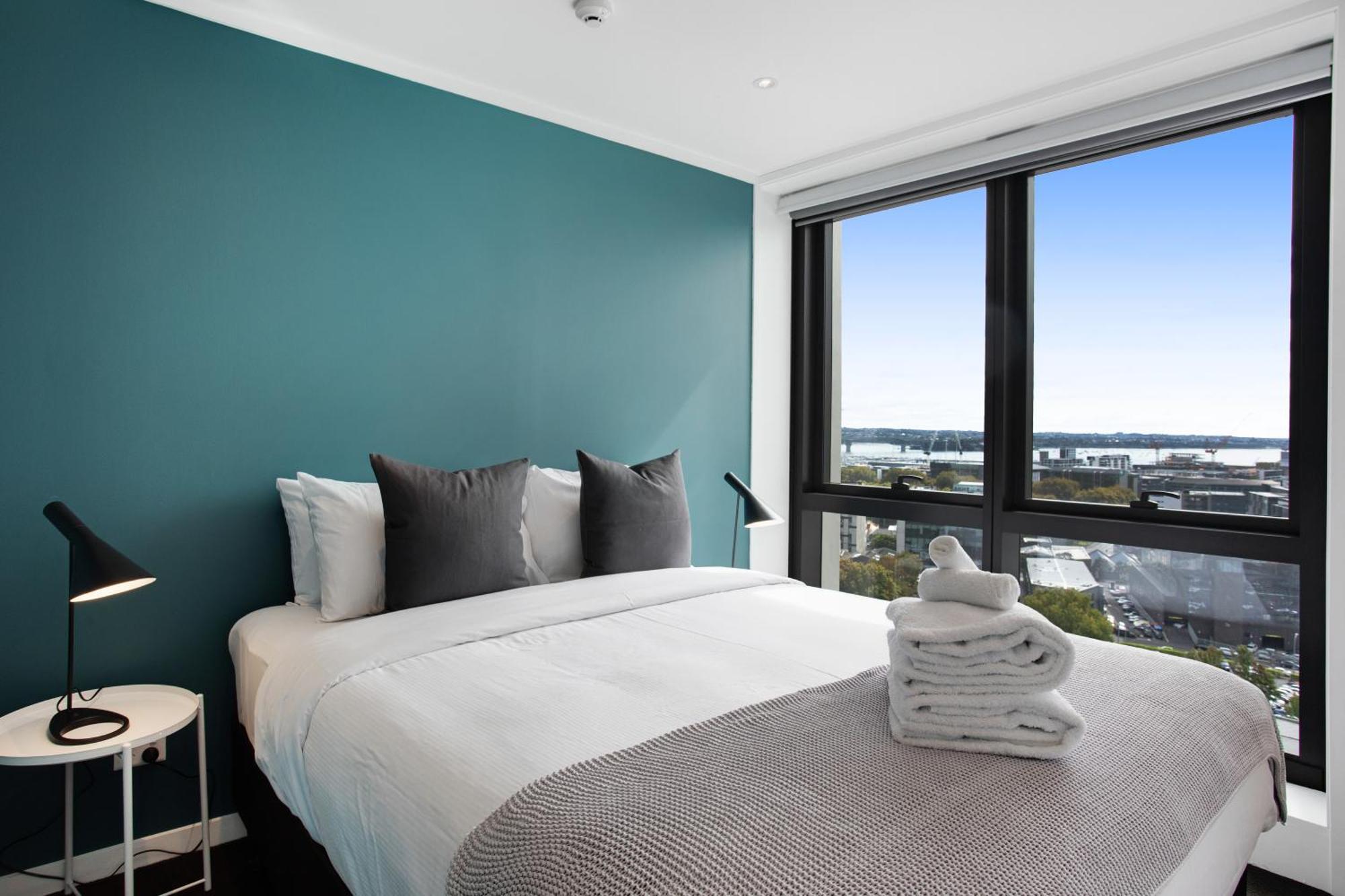 Skyline Serenade Apt With Skycity View And Parking Окленд Экстерьер фото